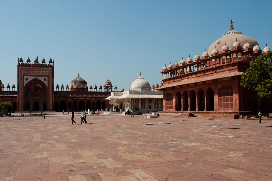 Mosque and Dargah Tour